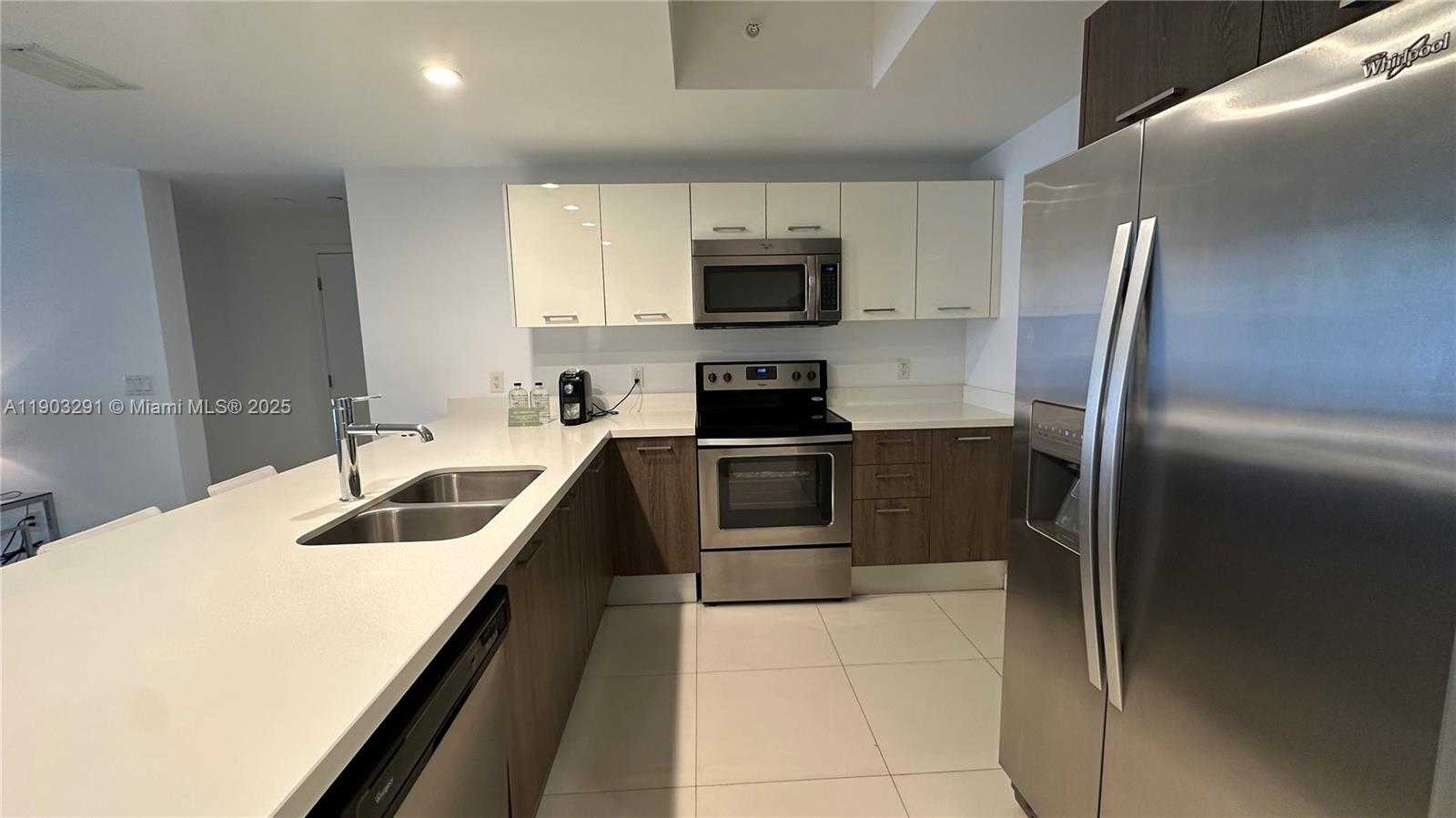 Small Image of 1120 98TH ST #304, Bay Harbor Islands Number 5