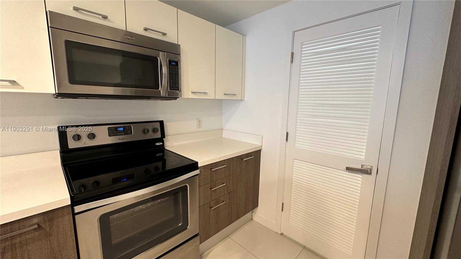 Small Image of 1120 98TH ST #304, Bay Harbor Islands Number 6