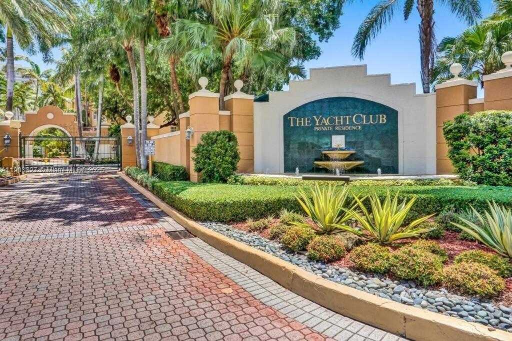 Small Image of 19655 EAST COUNTRY CLUB DR #6602, Aventura Number 1