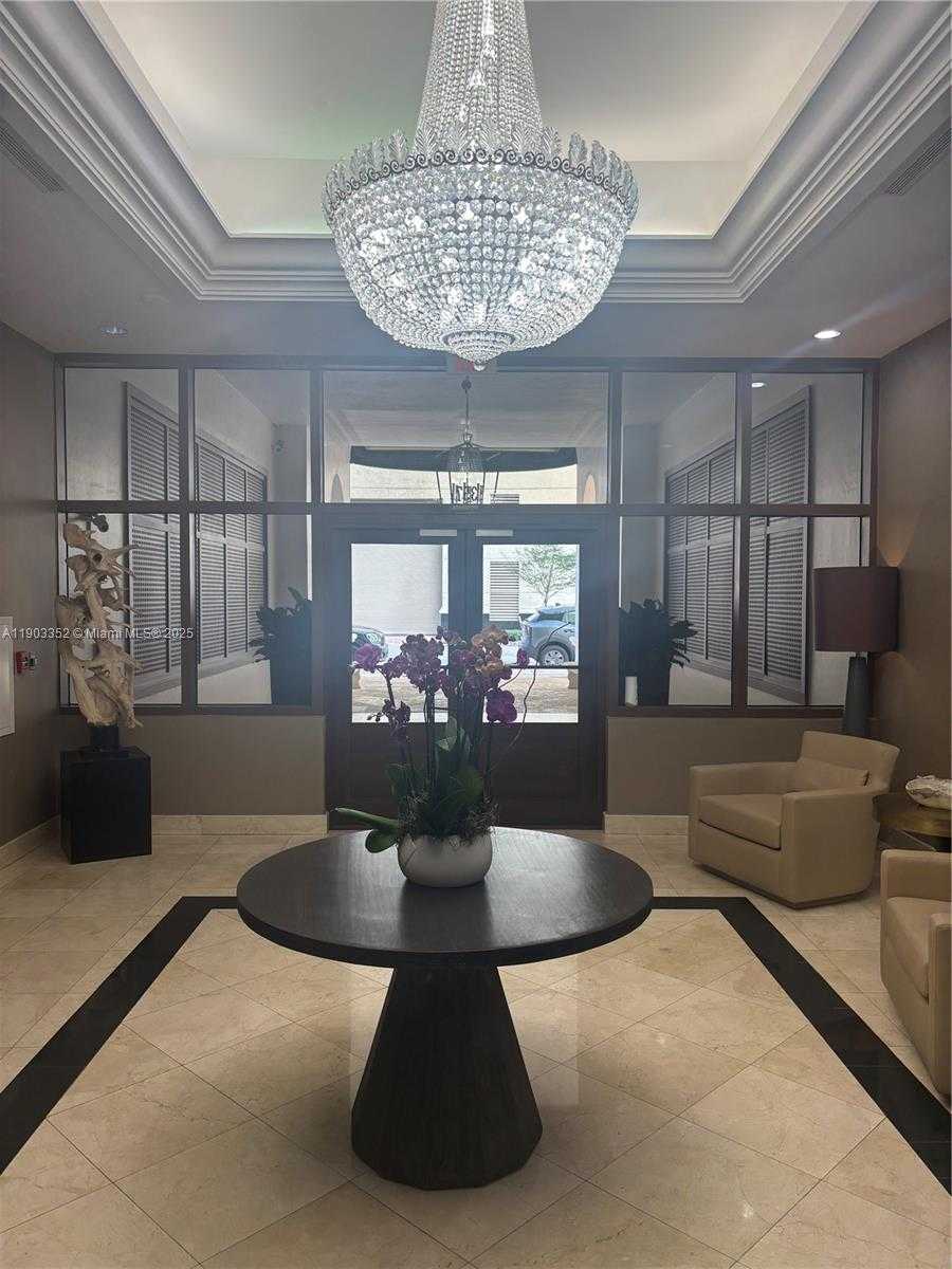 Small Image of 357 ALMERIA AVE #906, Coral Gables Number 6