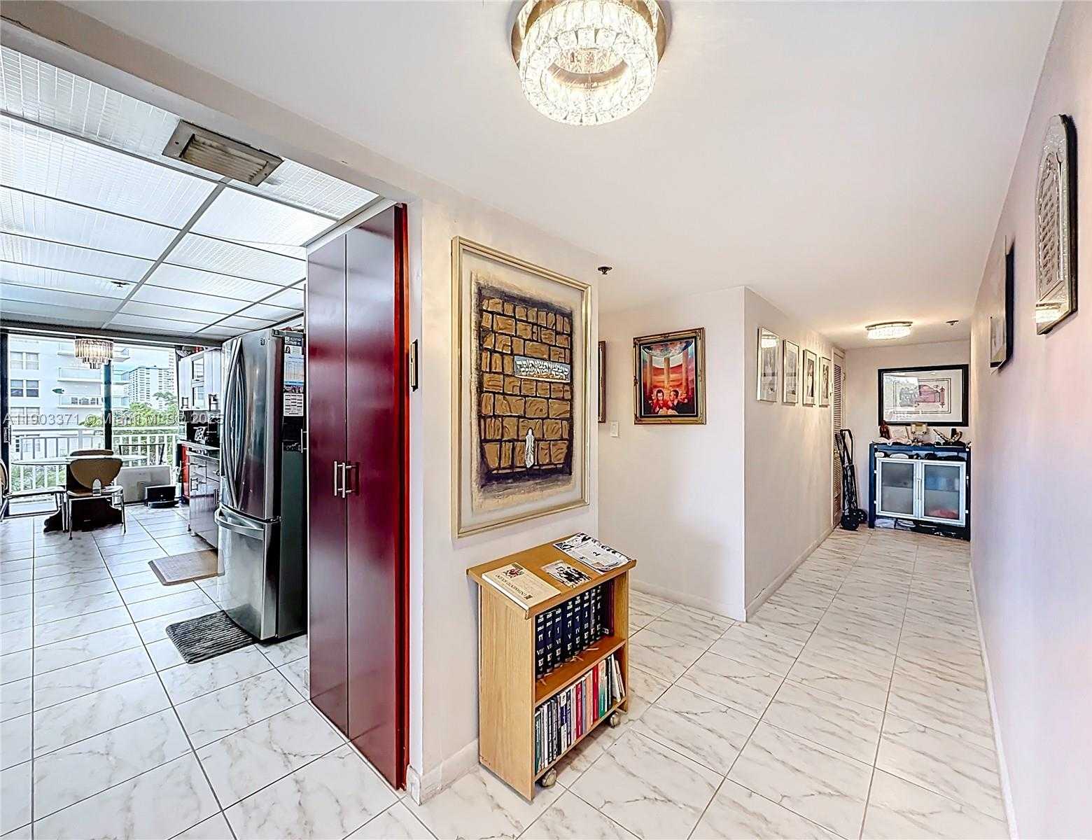 Small Image of 210 174TH ST #409, Sunny Isles Beach Number 10