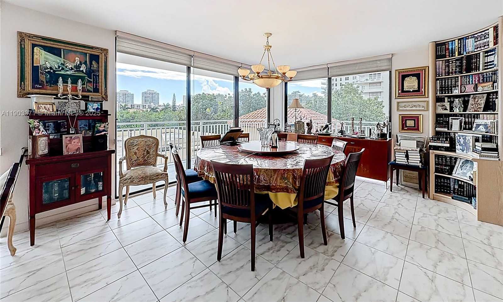 Small Image of 210 174TH ST #409, Sunny Isles Beach Number 11