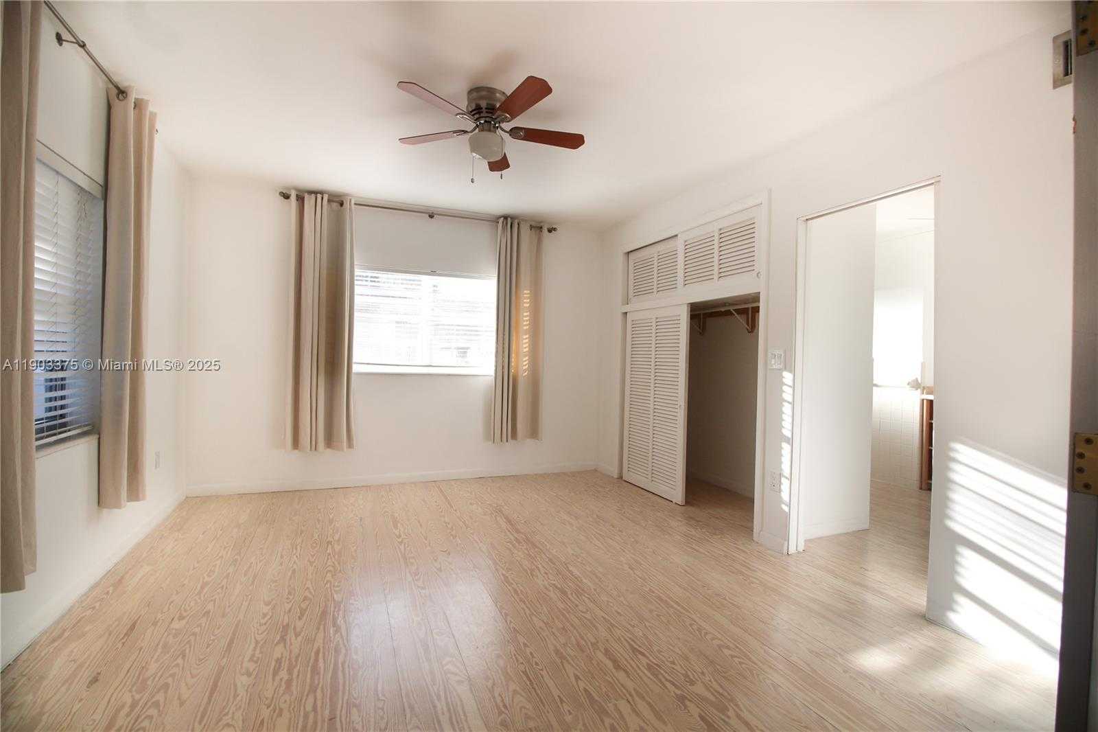 Small Image of 73 EDGEWATER DR #3, Coral Gables Number 9