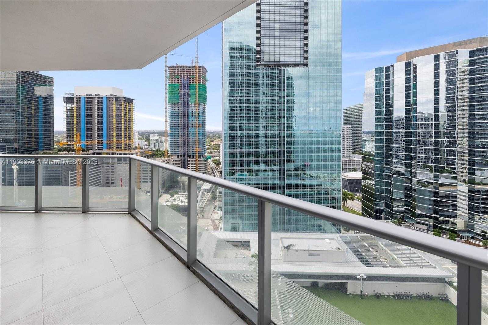 Small Image of 1300 BRICKELL BAY DR #2402, Miami Number 19
