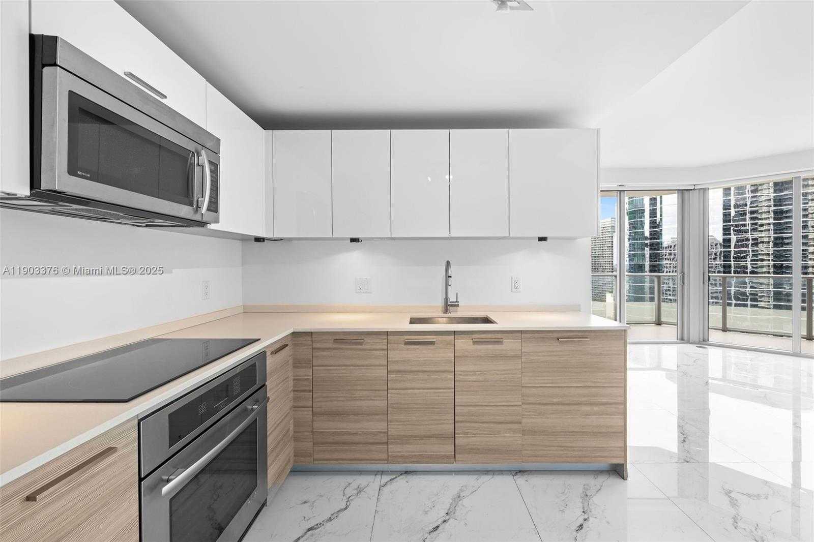 Small Image of 1300 BRICKELL BAY DR #2402, Miami Number 8