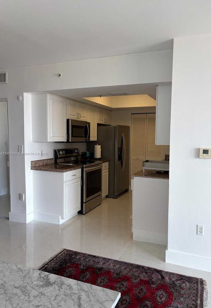Small Image of 90 ALTON RD #1007, Miami Beach Number 13