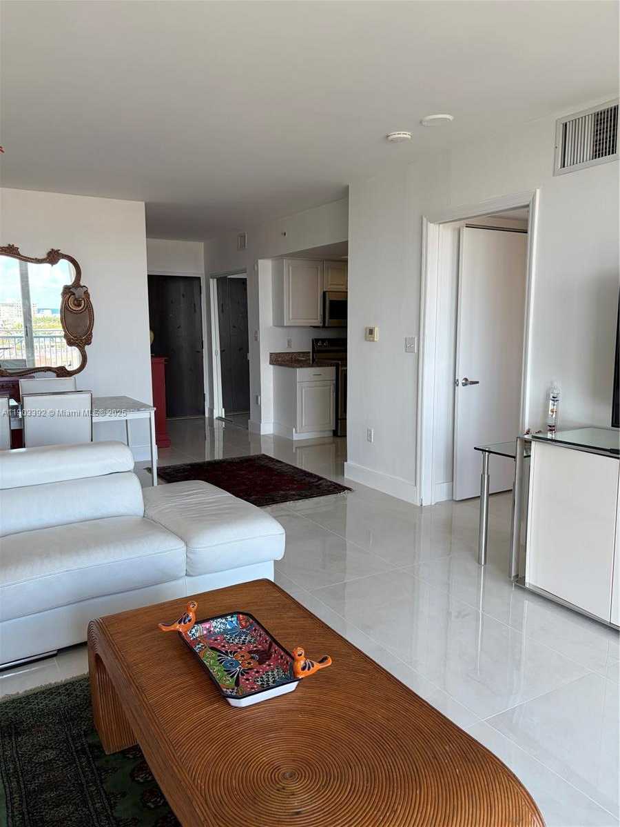 Small Image of 90 ALTON RD #1007, Miami Beach Number 5