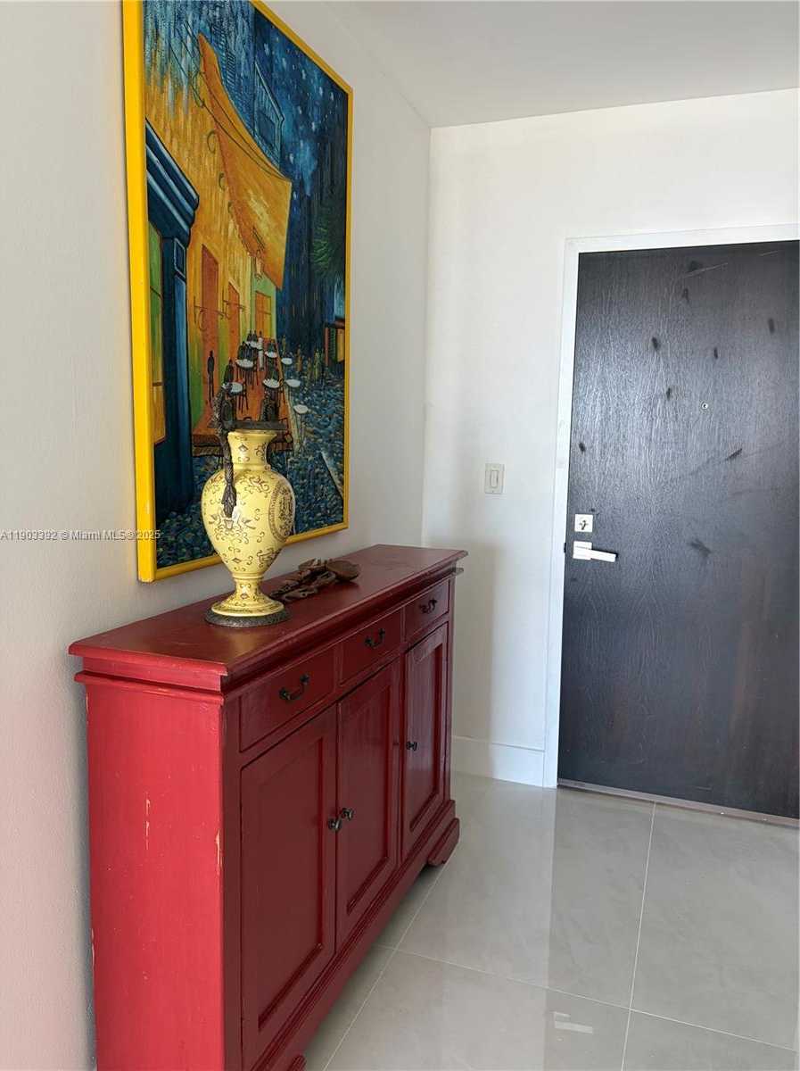 Small Image of 90 ALTON RD #1007, Miami Beach Number 6