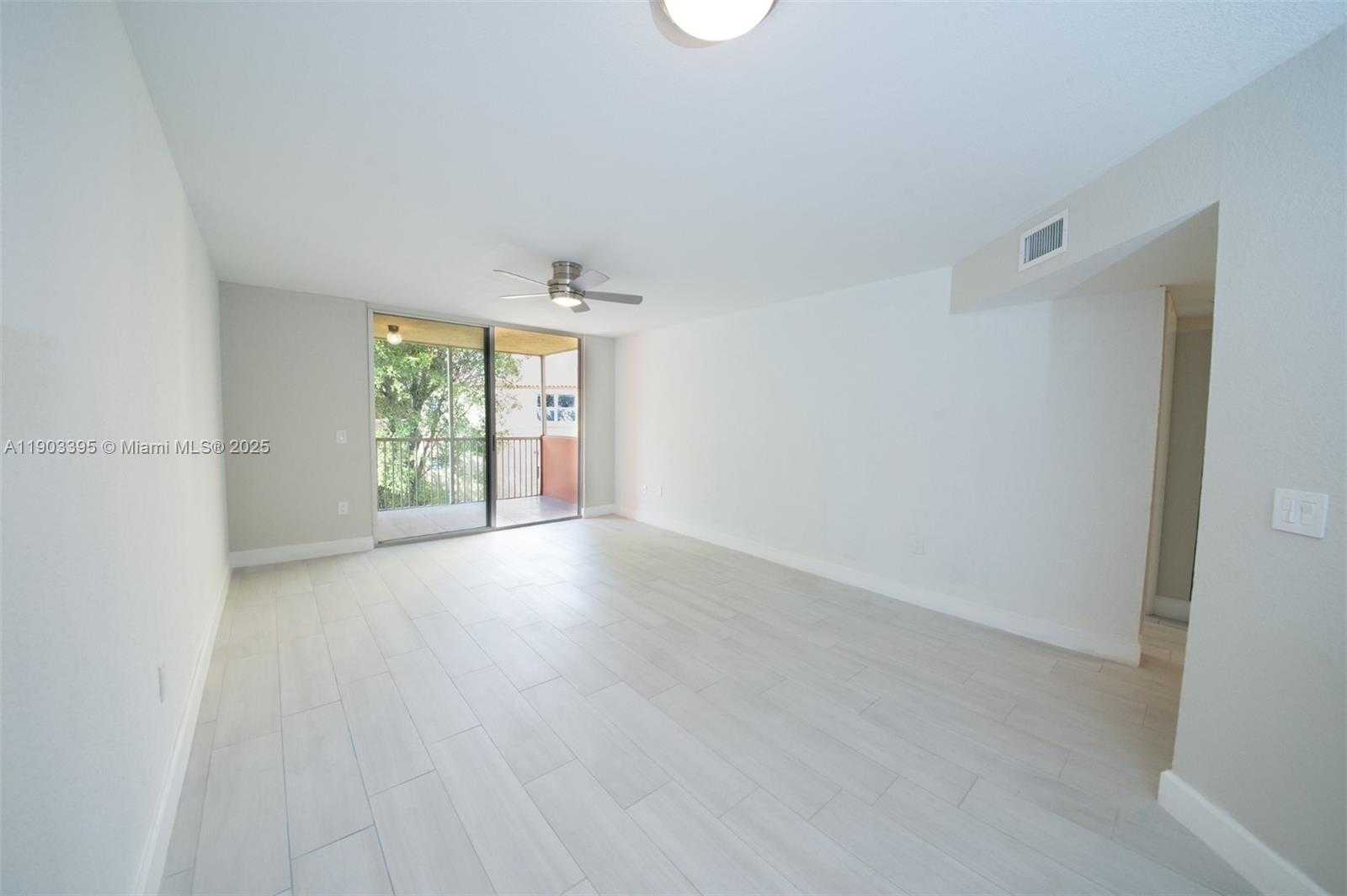 Small Image of 8323 LAKE DR #402, Doral Number 2