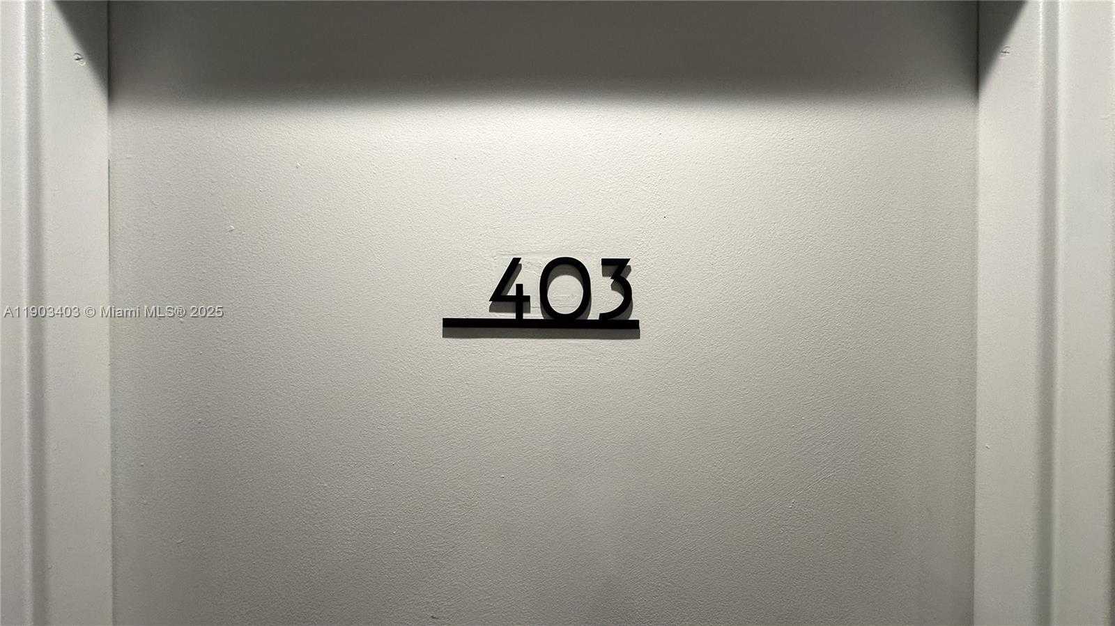 Imagen de Pequeño Objeto