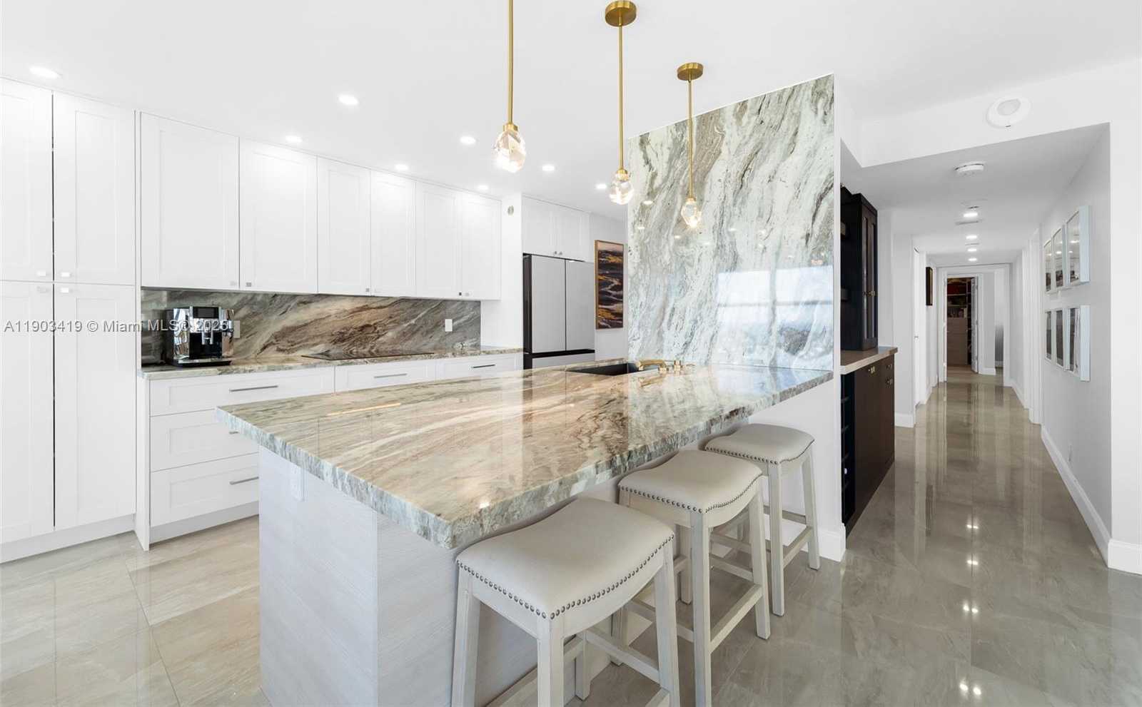 Imagen de Pequeño Objeto