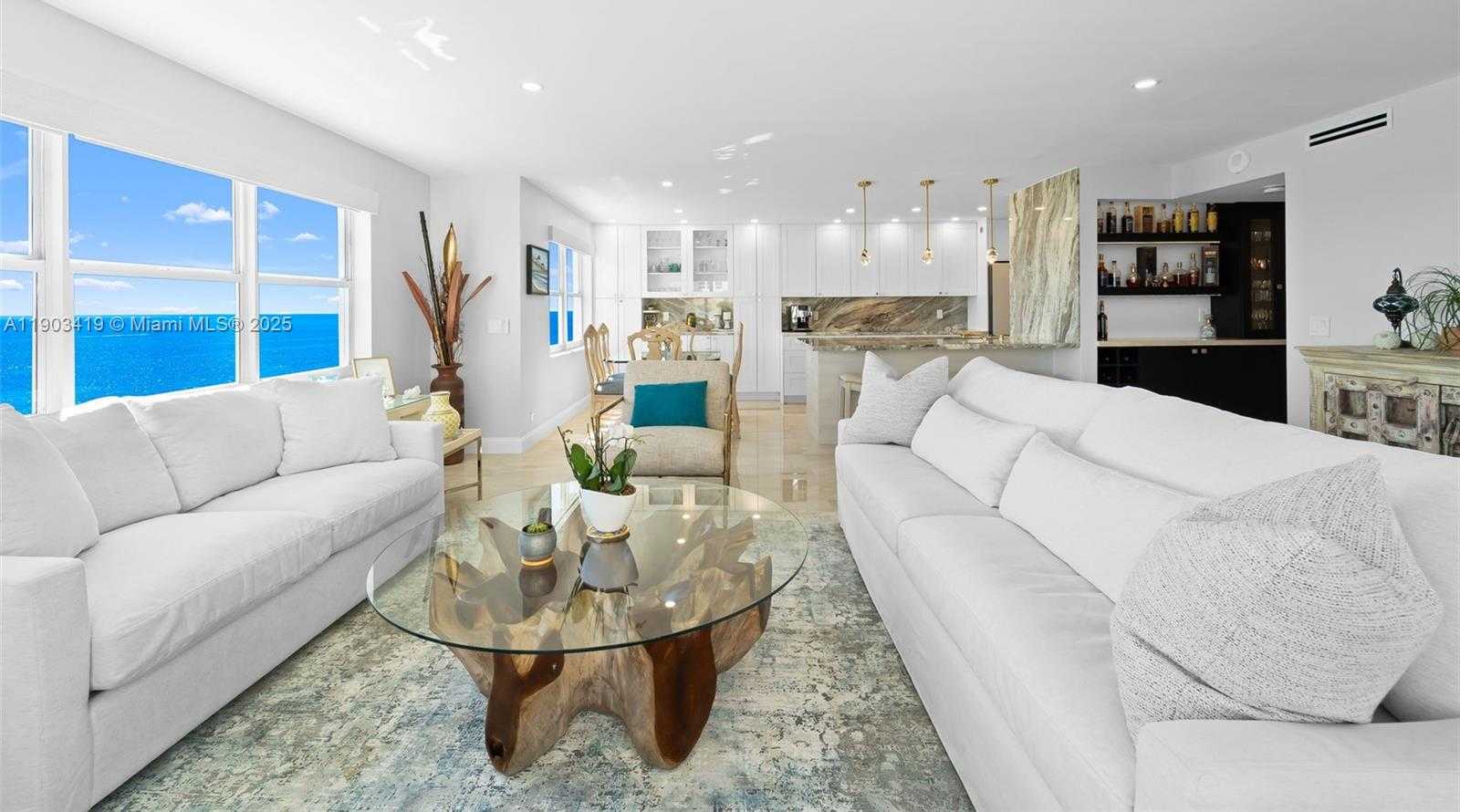 Imagen de Pequeño Objeto