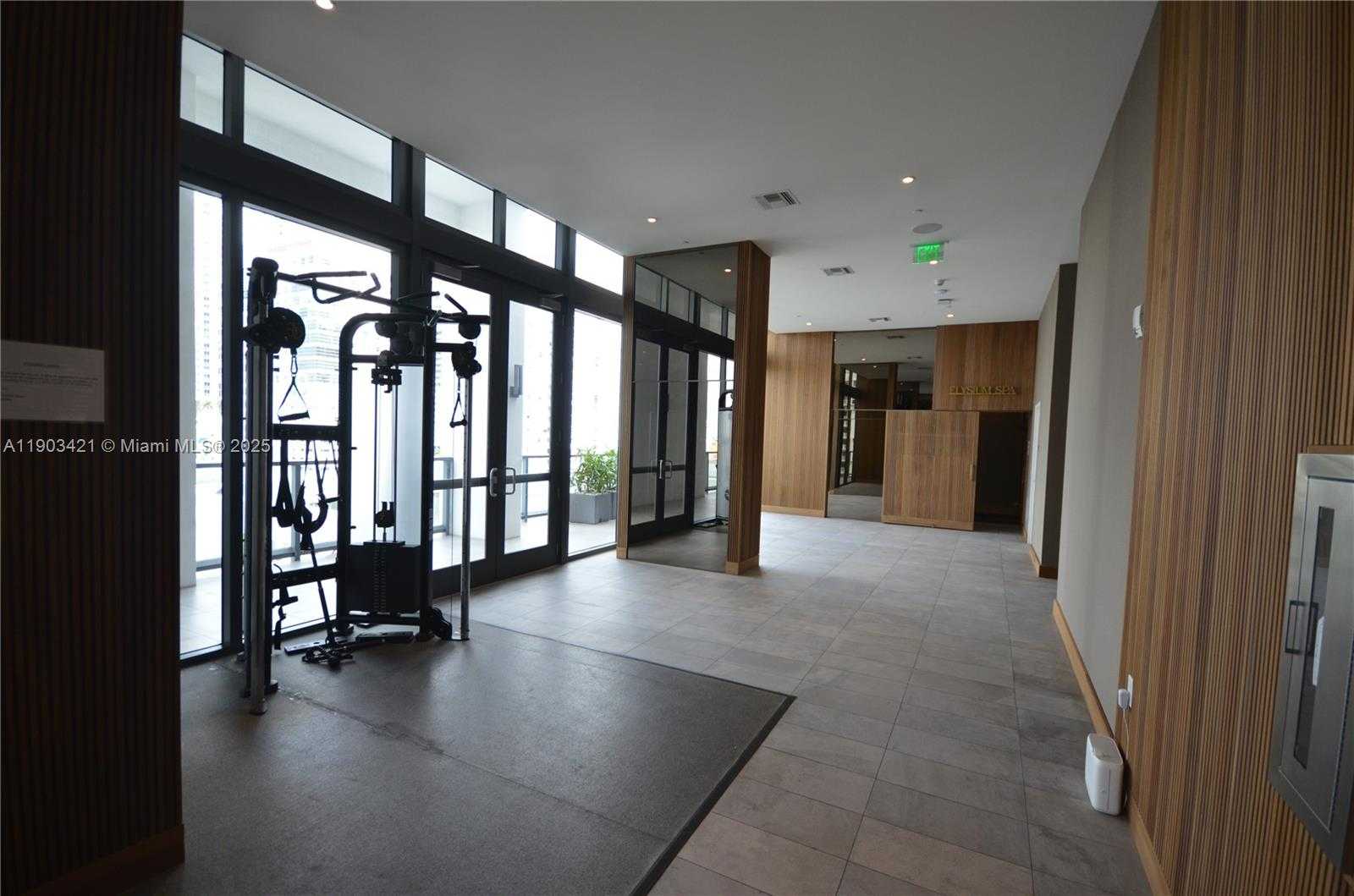 Imagen de Pequeño Objeto