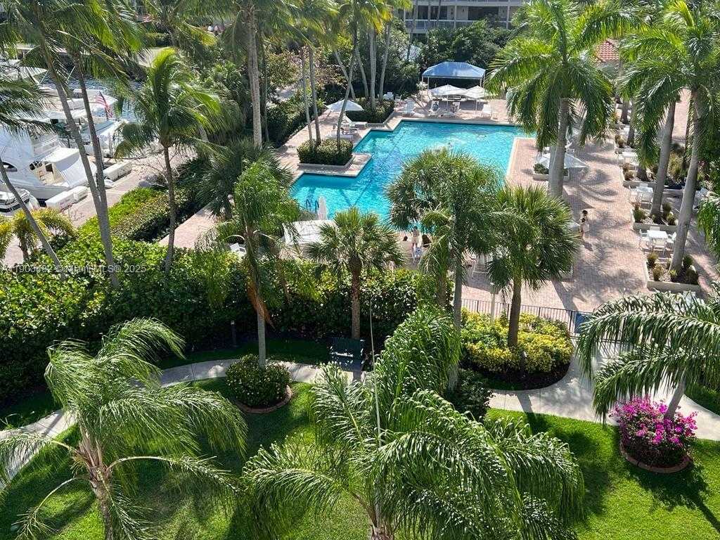 Small Image of 3610 YACHT CLUB DR #1416, Aventura Number 7