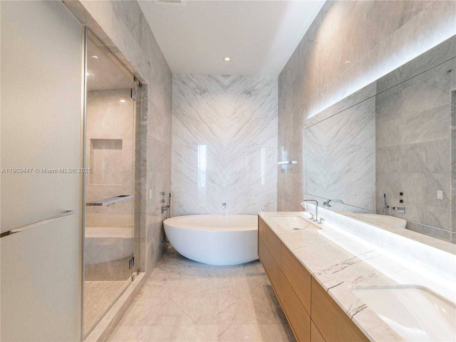 Small Image of 18501 COLLINS AV #1501, Sunny Isles Beach Number 12
