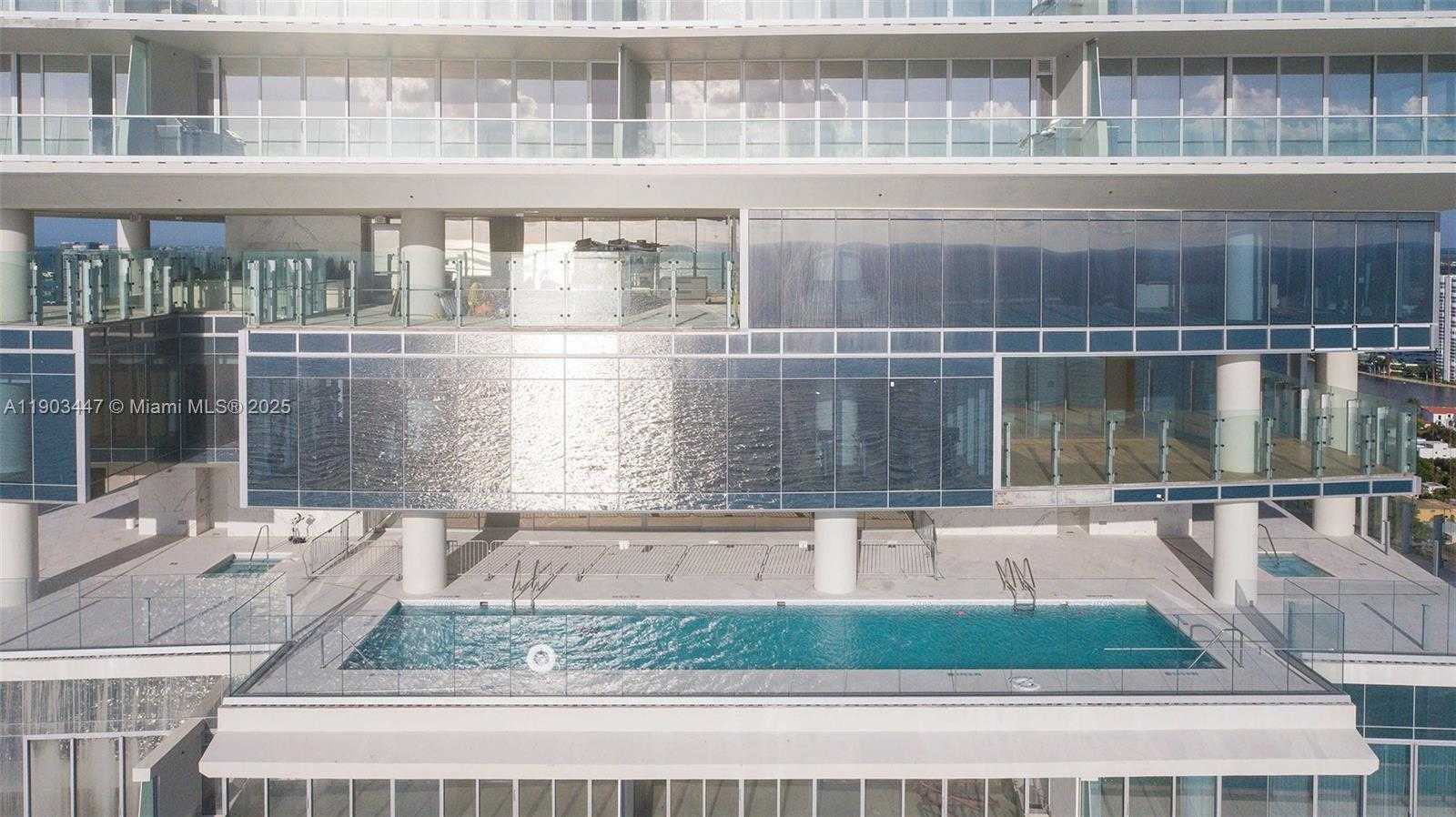 Small Image of 18501 COLLINS AV #1501, Sunny Isles Beach Number 25