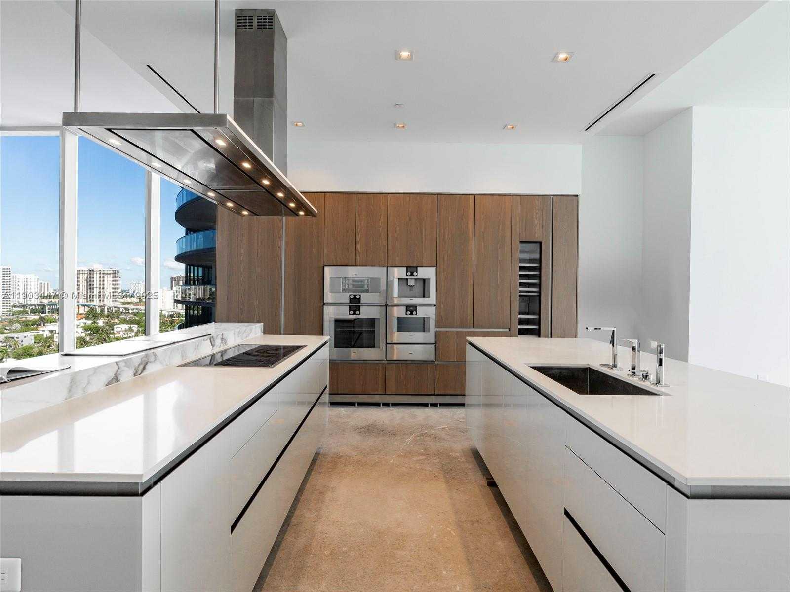 Small Image of 18501 COLLINS AV #1501, Sunny Isles Beach Number 3