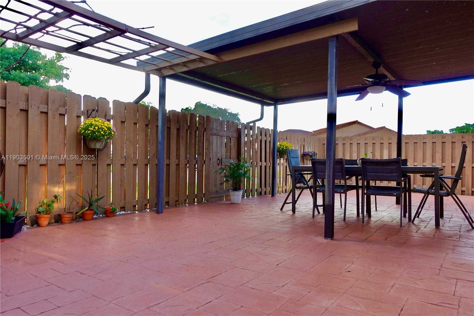 Small Image of 17450 NORTH WEST 66TH CT, Hialeah Number 20