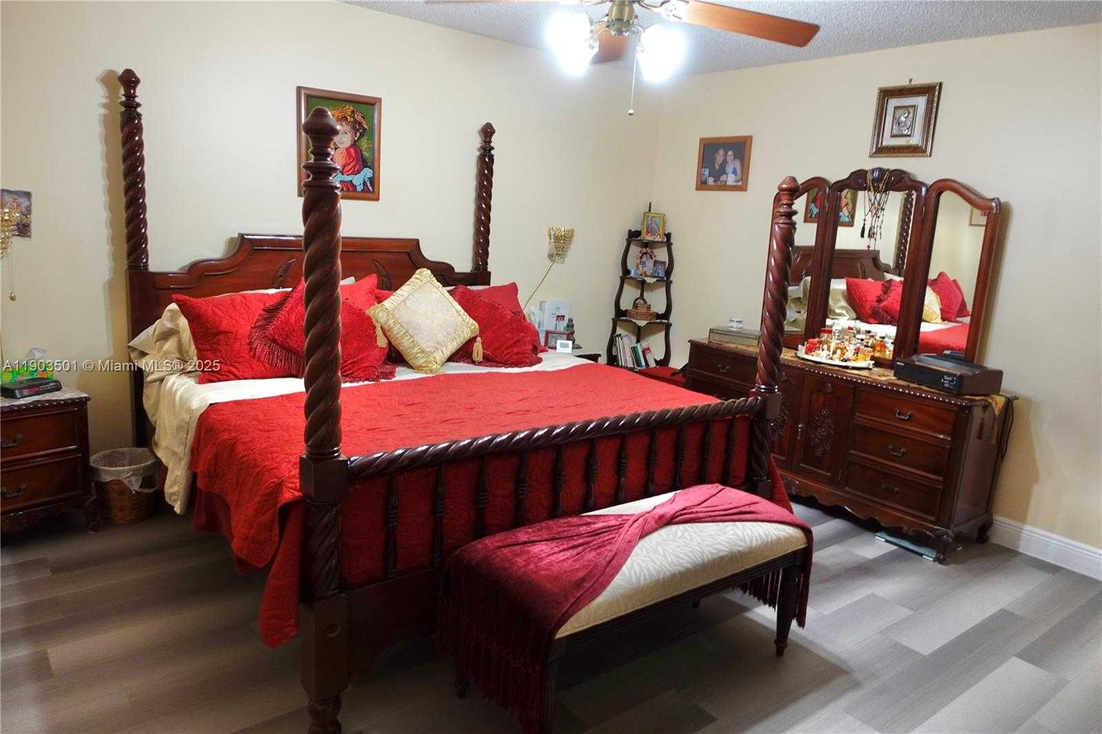 Small Image of 17450 NORTH WEST 66TH CT, Hialeah Number 29