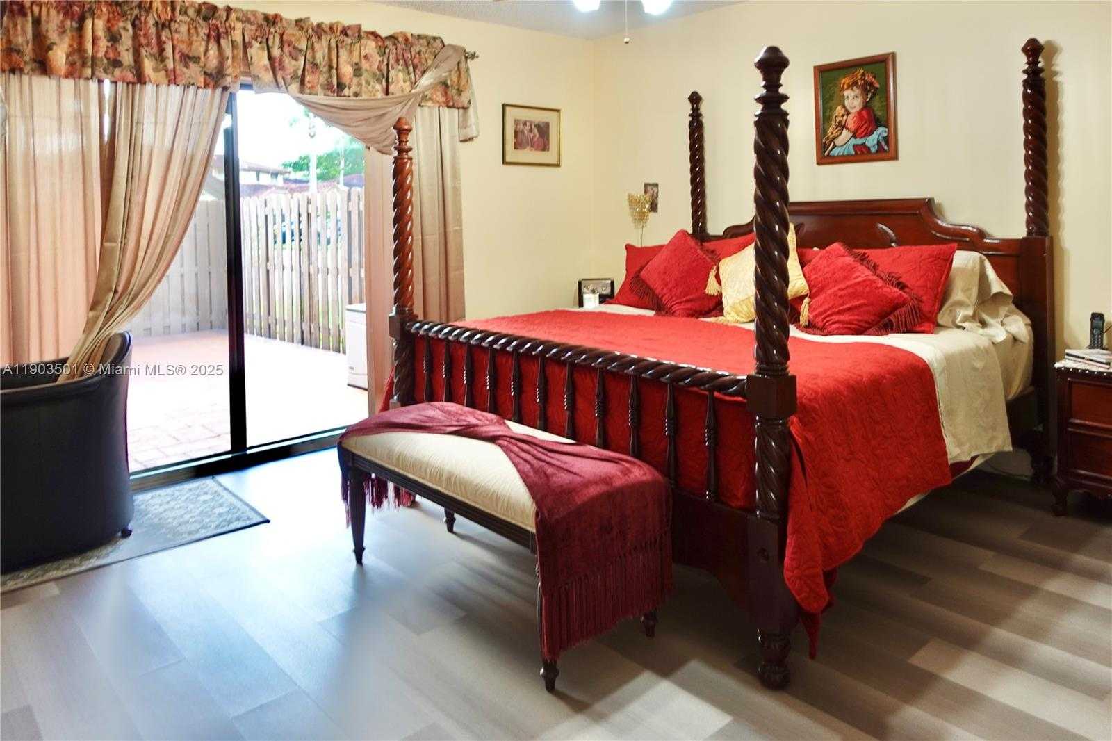 Small Image of 17450 NORTH WEST 66TH CT, Hialeah Number 30