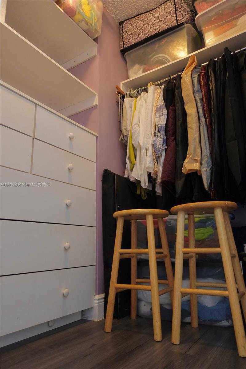 Small Image of 17450 NORTH WEST 66TH CT, Hialeah Number 40