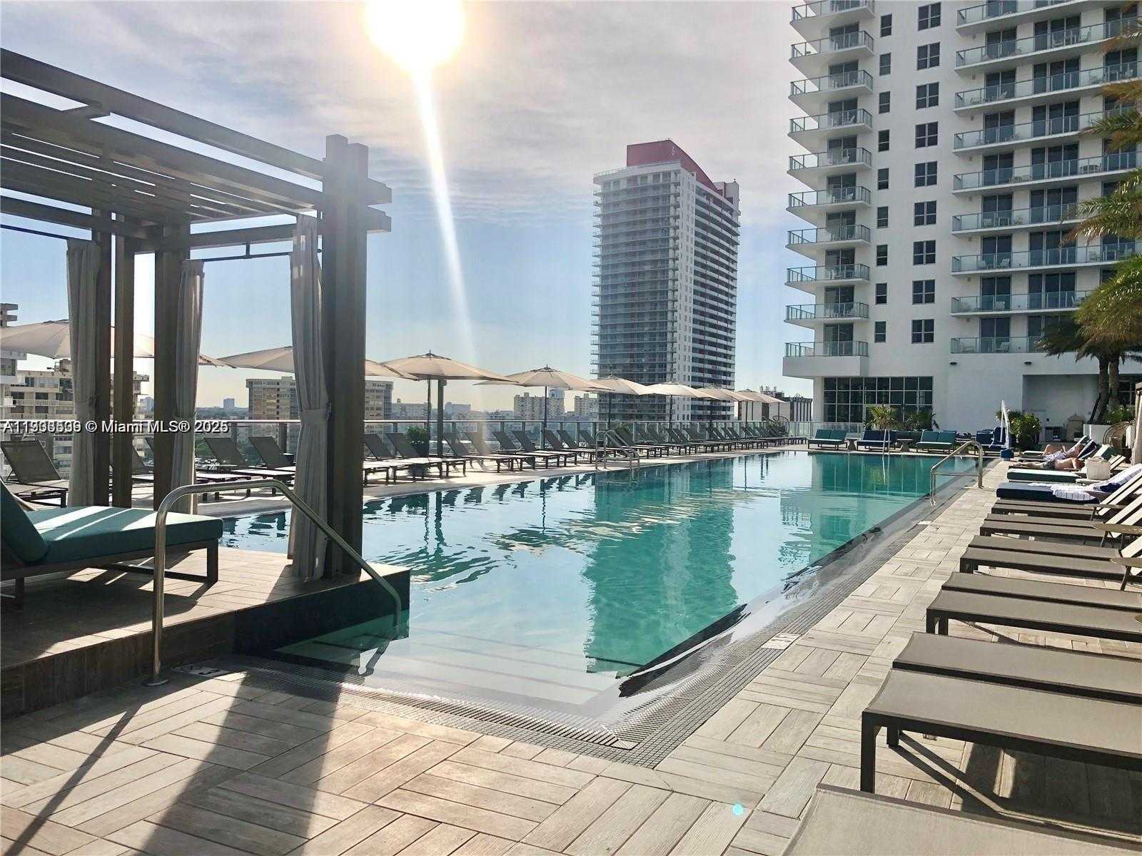 Imagen de Pequeño Objeto