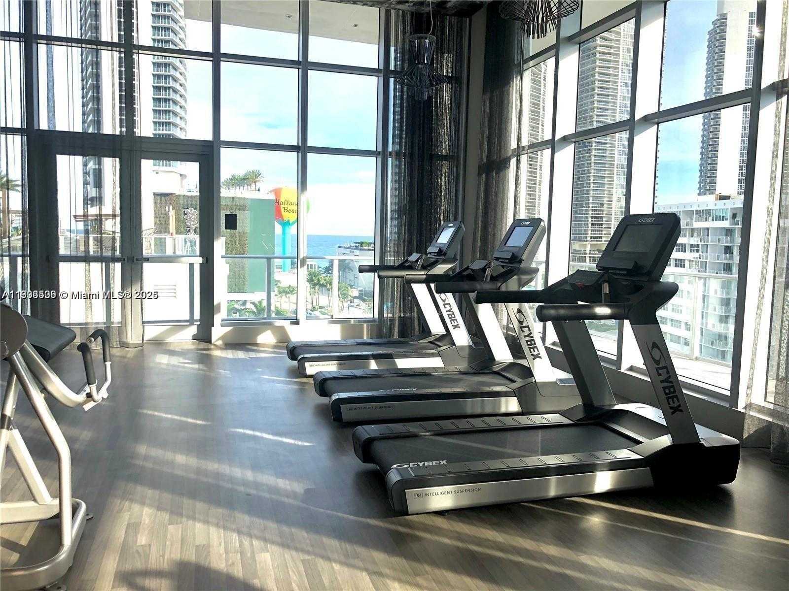 Imagen de Pequeño Objeto