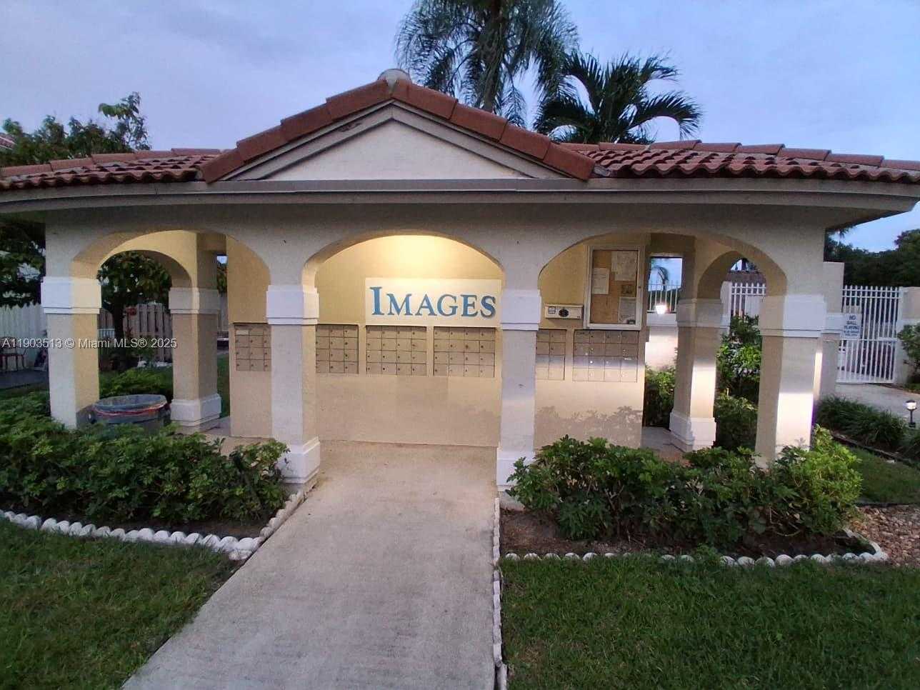 Small Image of 10830 NORTH WEST 8TH ST, Pembroke Pines Number 1