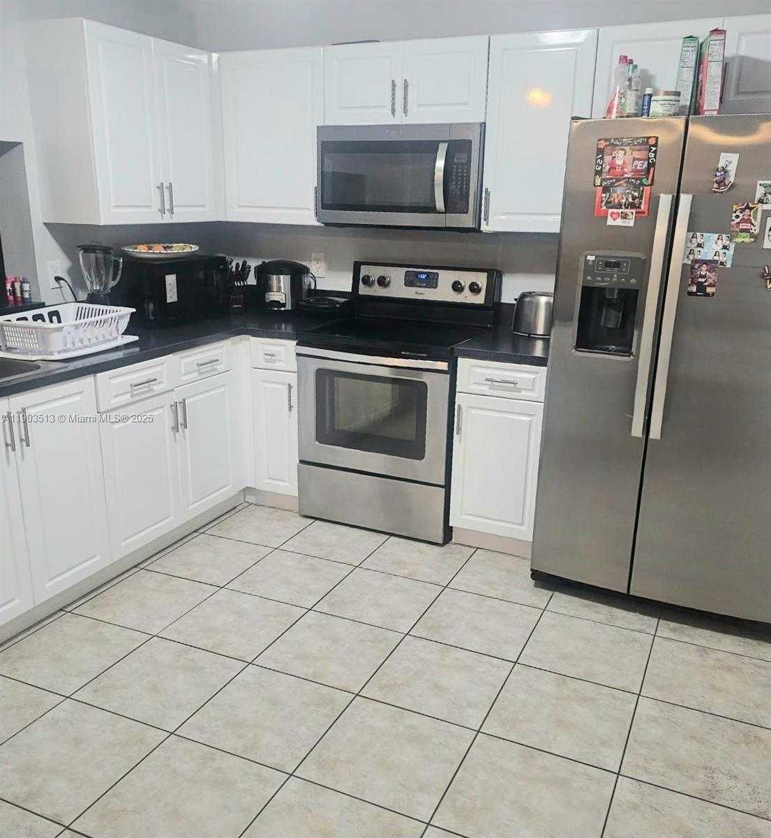 Small Image of 10830 NORTH WEST 8TH ST, Pembroke Pines Number 17