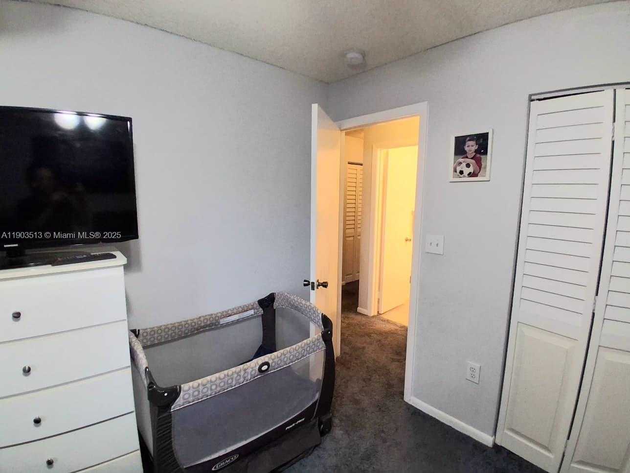 Small Image of 10830 NORTH WEST 8TH ST, Pembroke Pines Number 26