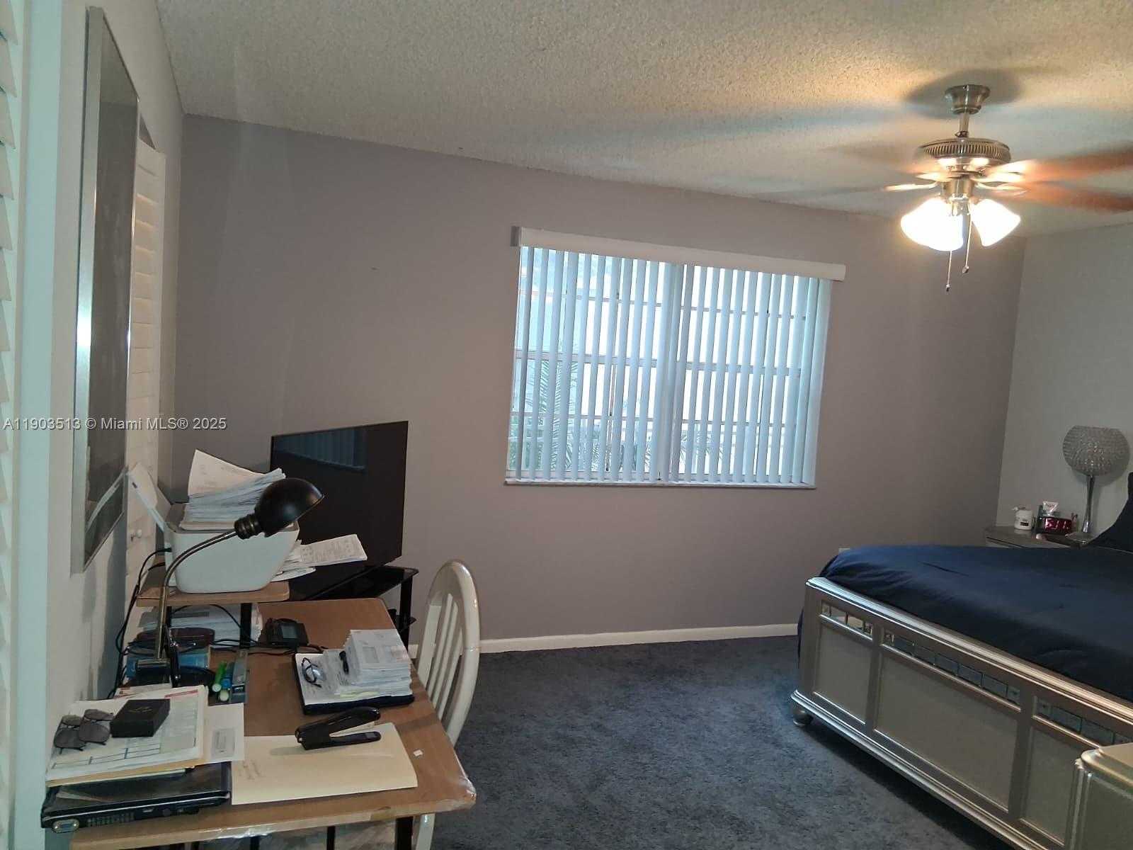 Small Image of 10830 NORTH WEST 8TH ST, Pembroke Pines Number 30