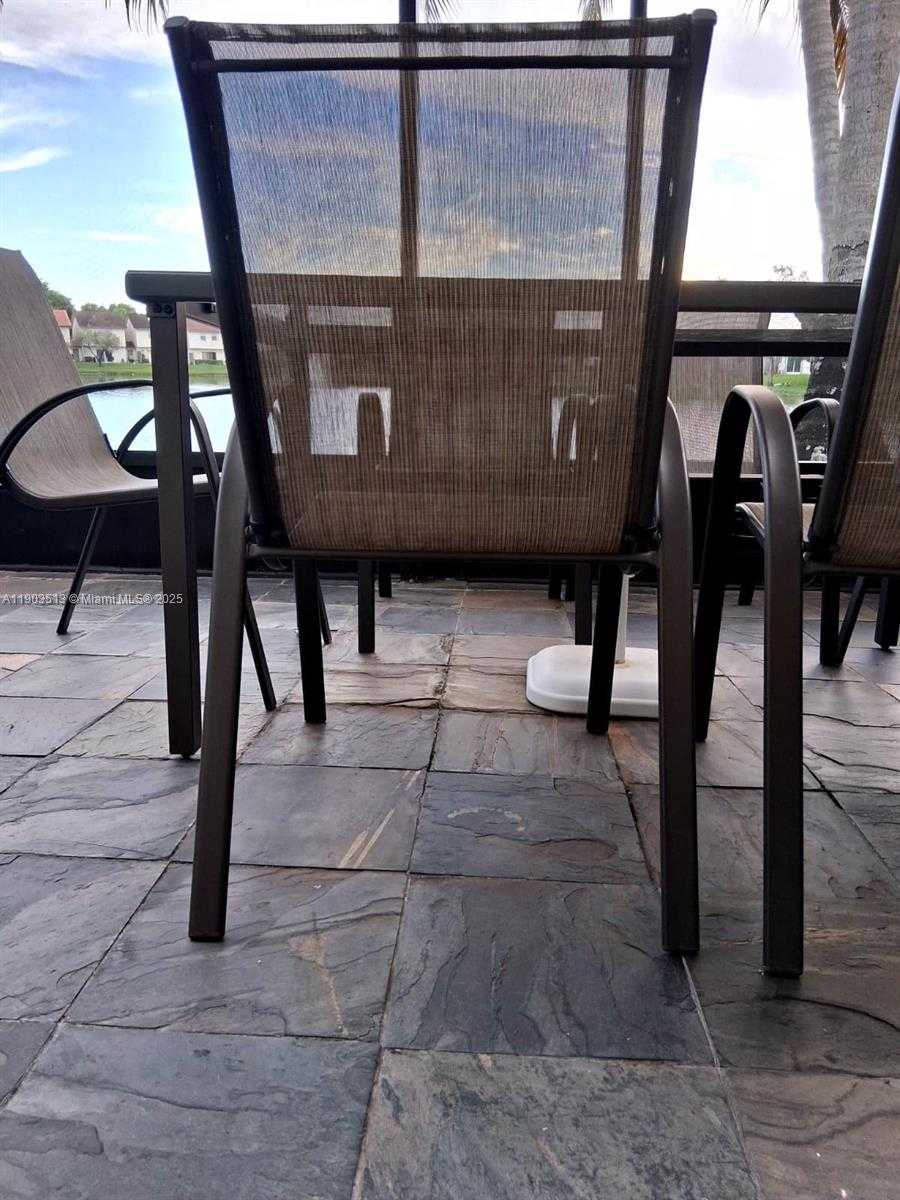 Small Image of 10830 NORTH WEST 8TH ST, Pembroke Pines Number 45