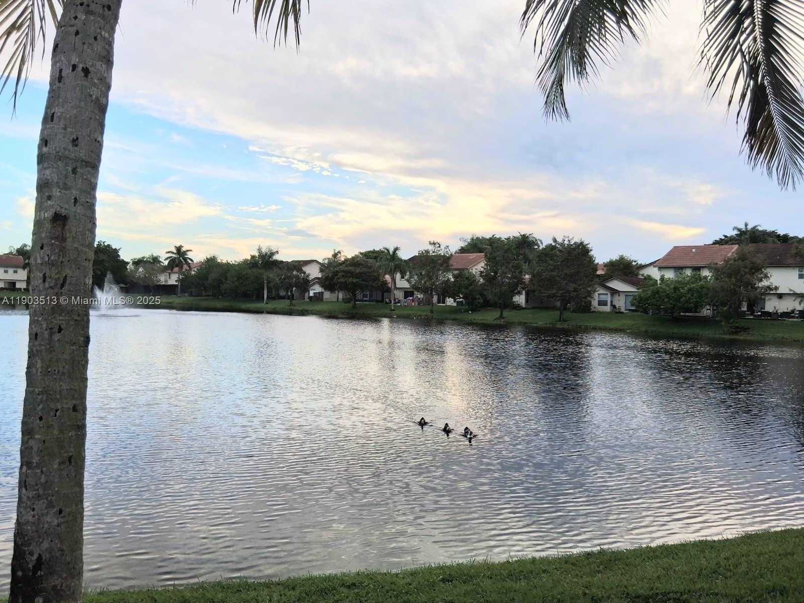 Small Image of 10830 NORTH WEST 8TH ST, Pembroke Pines Number 50