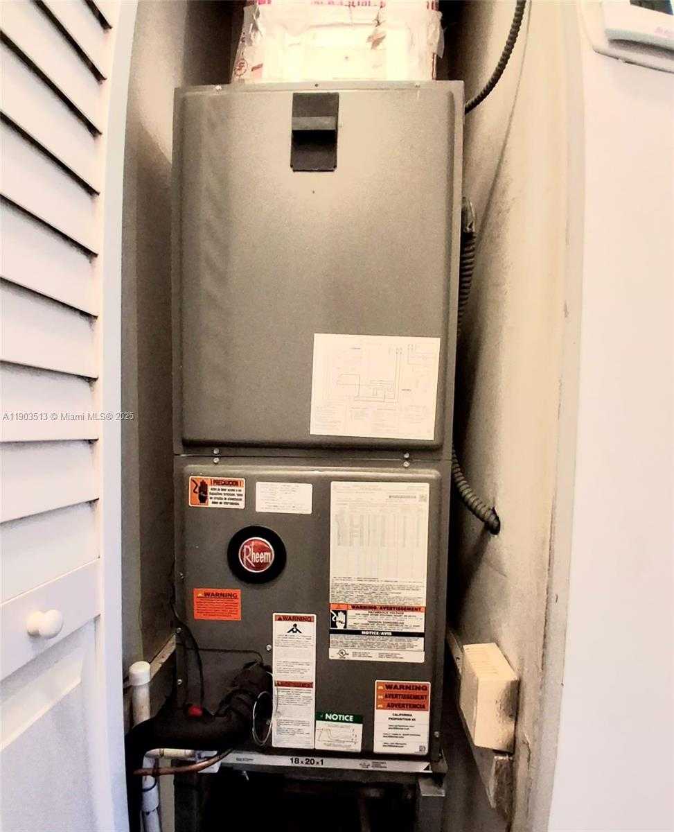 Small Image of 10830 NORTH WEST 8TH ST, Pembroke Pines Number 60