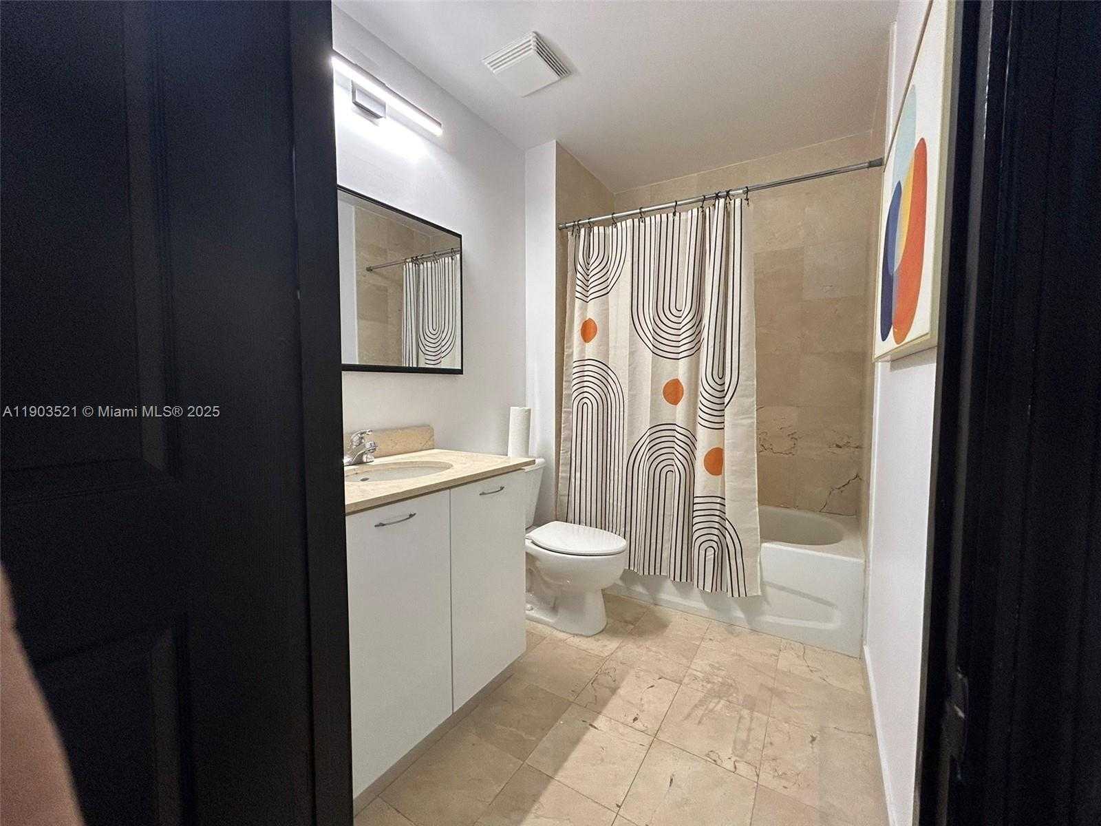 Imagen de Pequeño Objeto