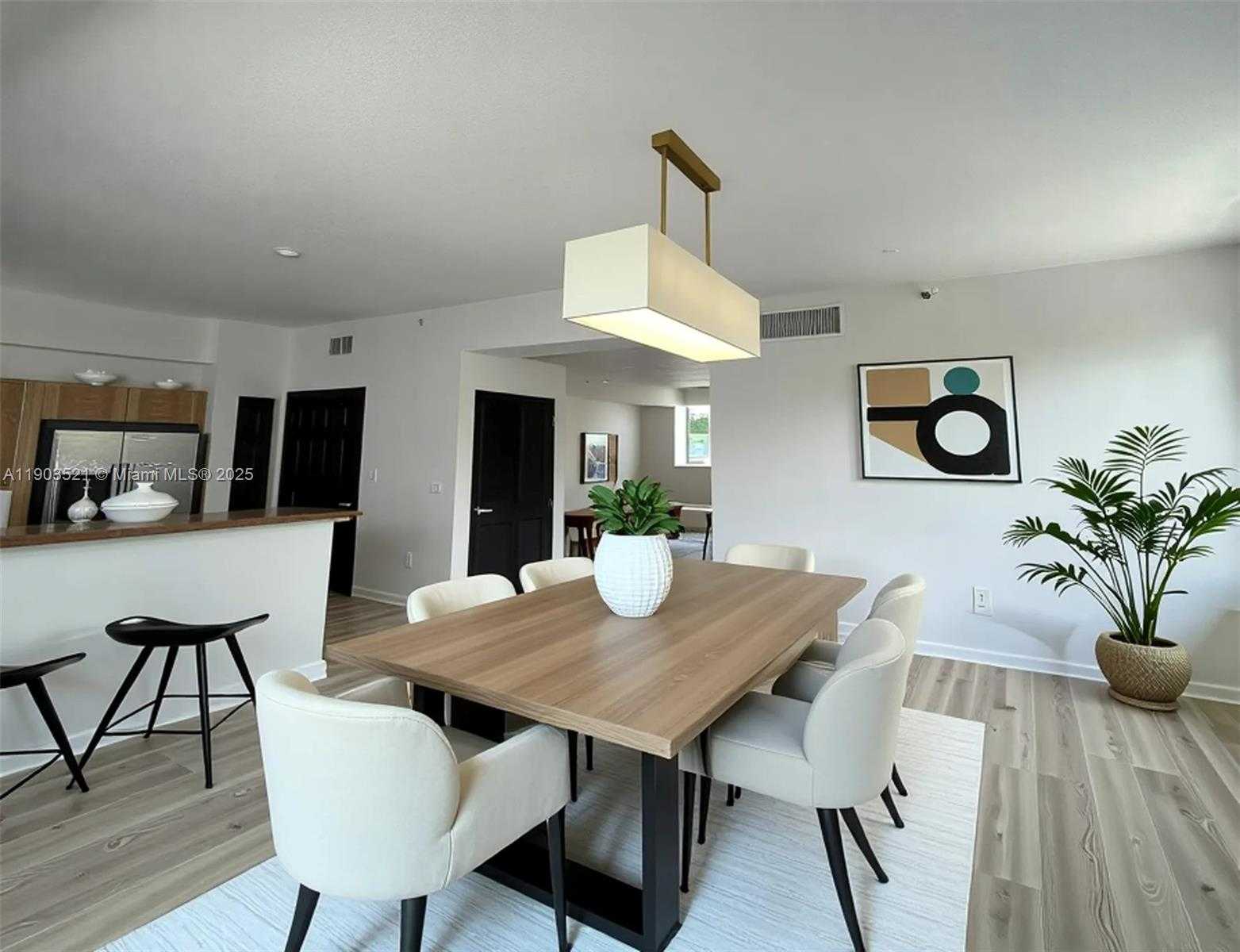 Imagen de Pequeño Objeto