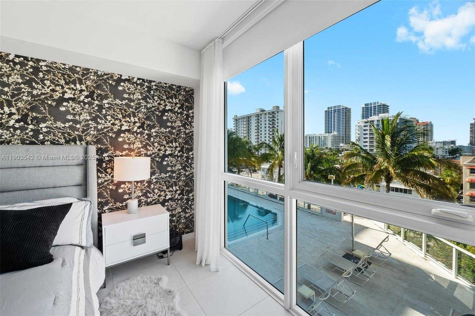 Imagen de Pequeño Objeto