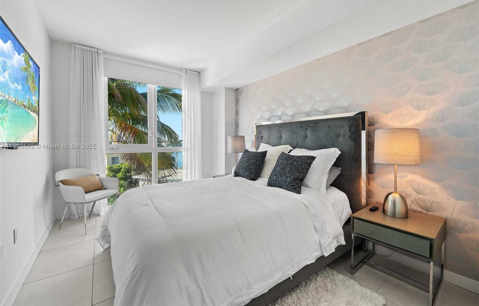 Imagen de Pequeño Objeto