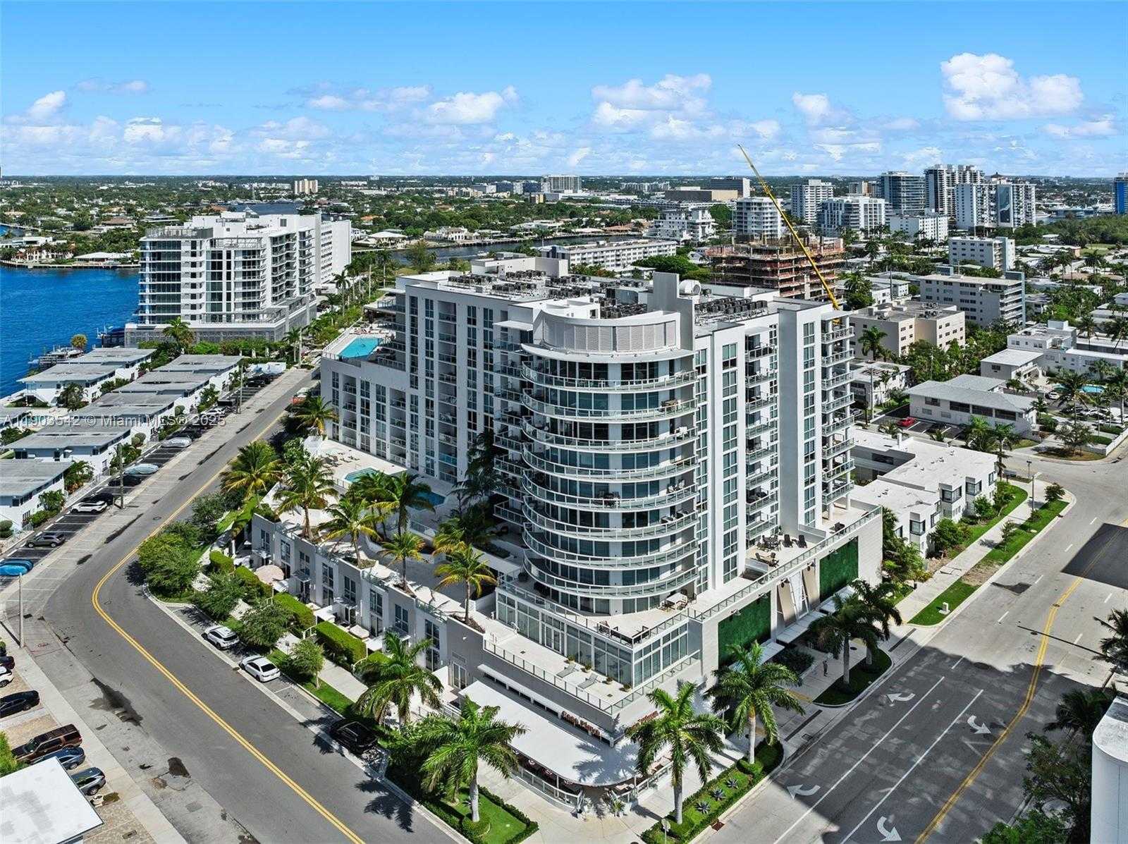 Imagen de Pequeño Objeto