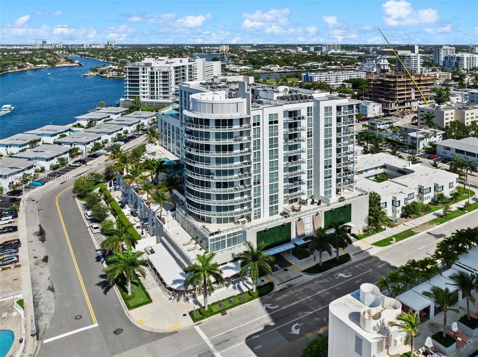 Imagen de Pequeño Objeto