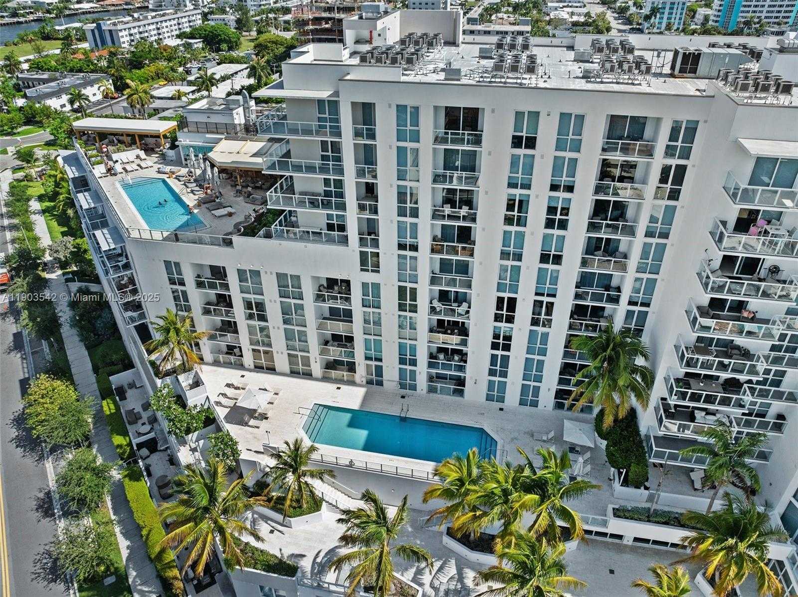 Imagen de Pequeño Objeto