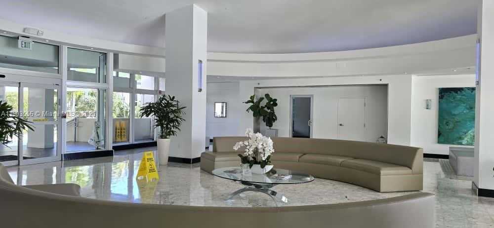 Small Image of 1200 WEST AVE #412, Miami Beach Number 11