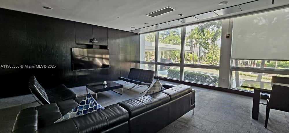 Small Image of 1200 WEST AVE #412, Miami Beach Number 13