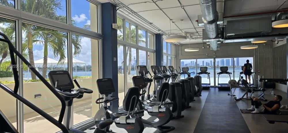 Small Image of 1200 WEST AVE #412, Miami Beach Number 15