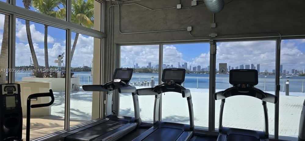 Small Image of 1200 WEST AVE #412, Miami Beach Number 16