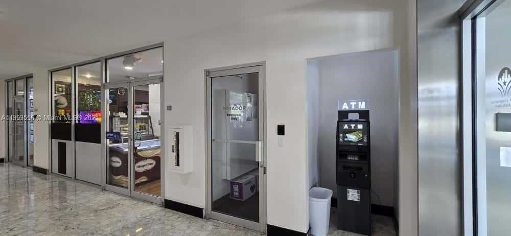 Small Image of 1200 WEST AVE #412, Miami Beach Number 18