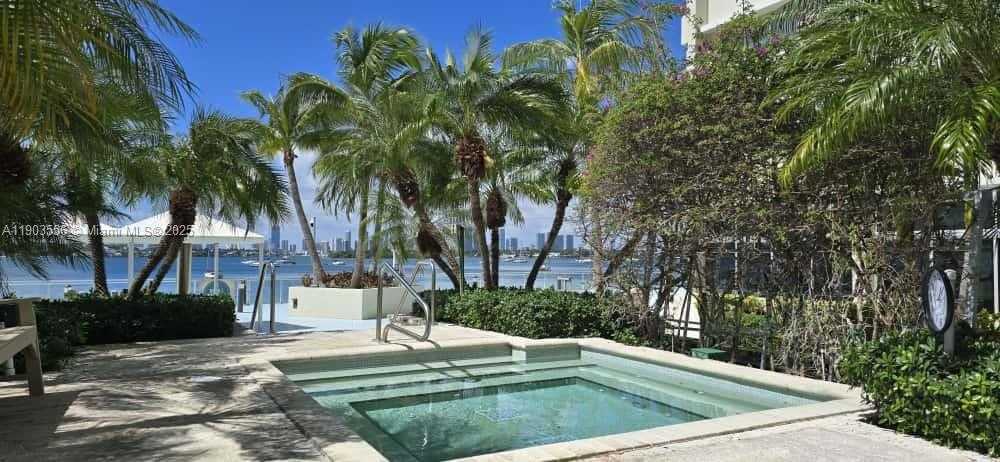 Small Image of 1200 WEST AVE #412, Miami Beach Number 3