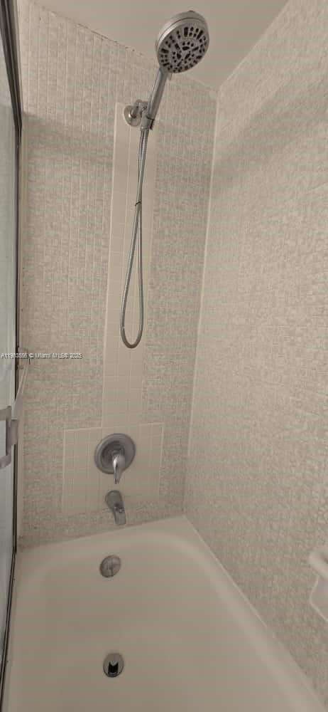 Small Image of 1200 WEST AVE #412, Miami Beach Number 36