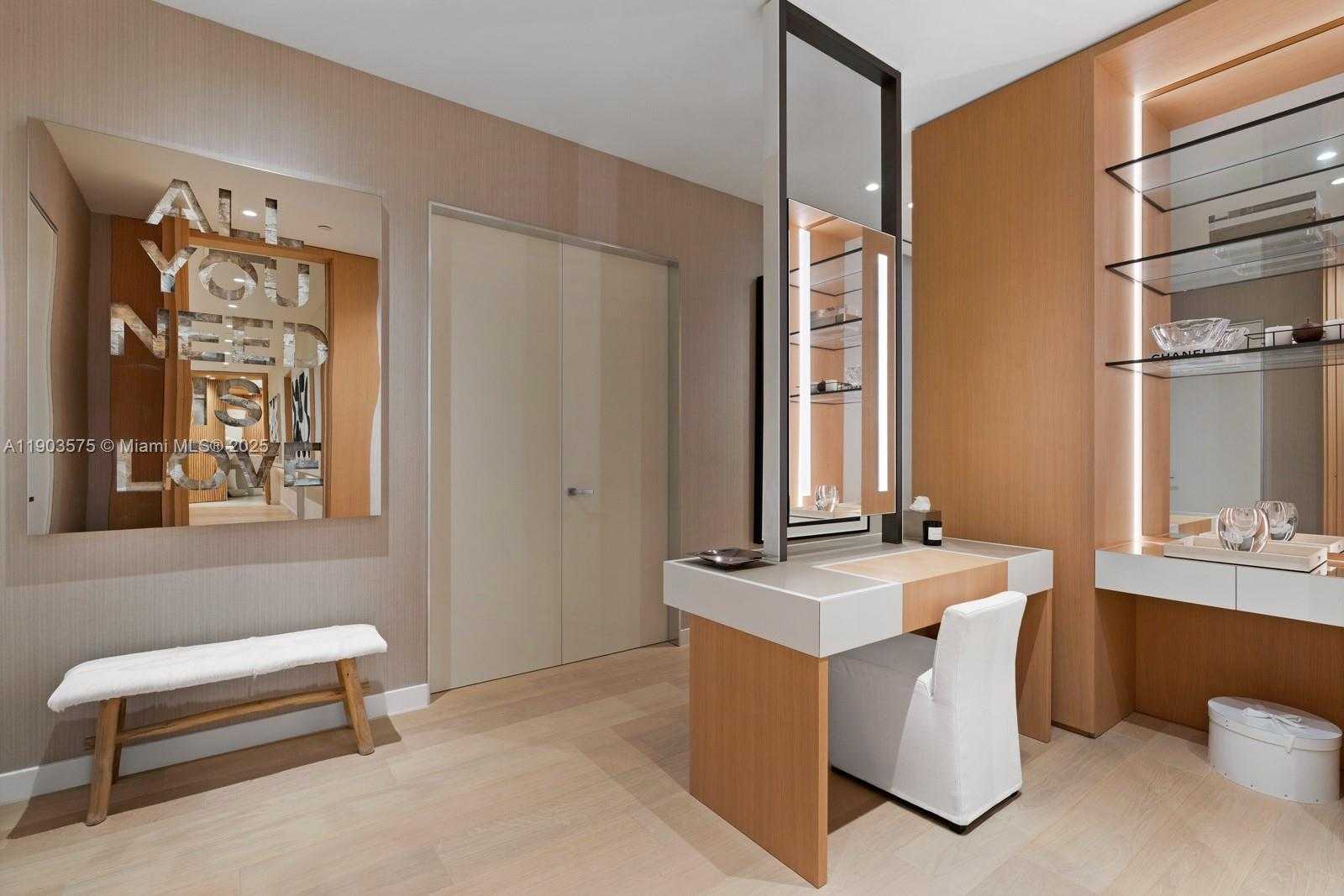 Small Image of 6800 FISHER ISLAND DR #6811, Miami Beach Number 26