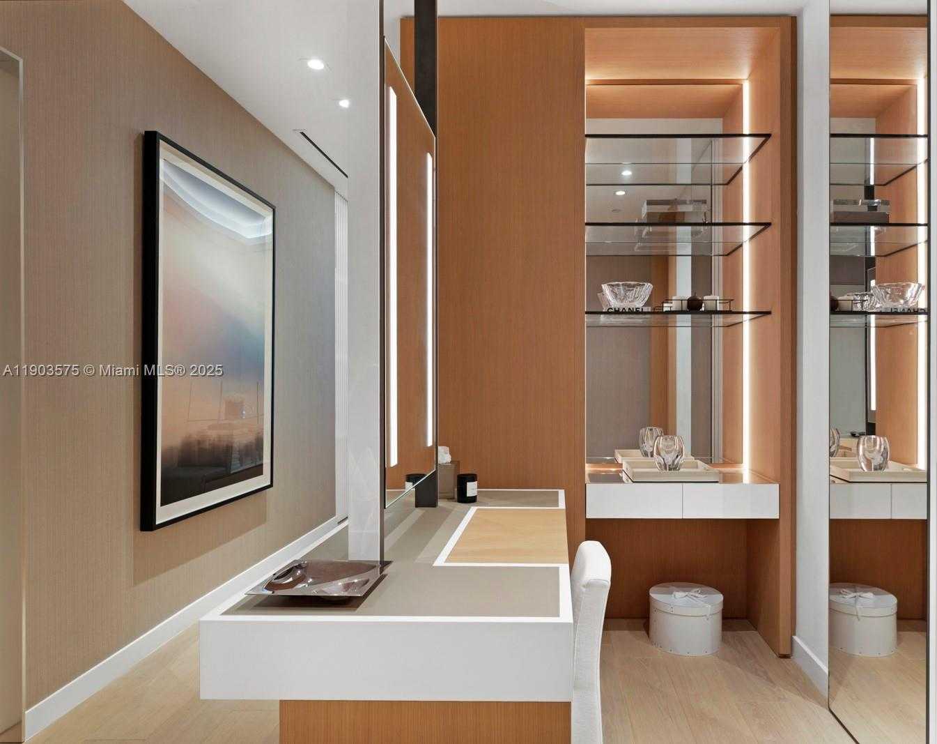 Small Image of 6800 FISHER ISLAND DR #6811, Miami Beach Number 27